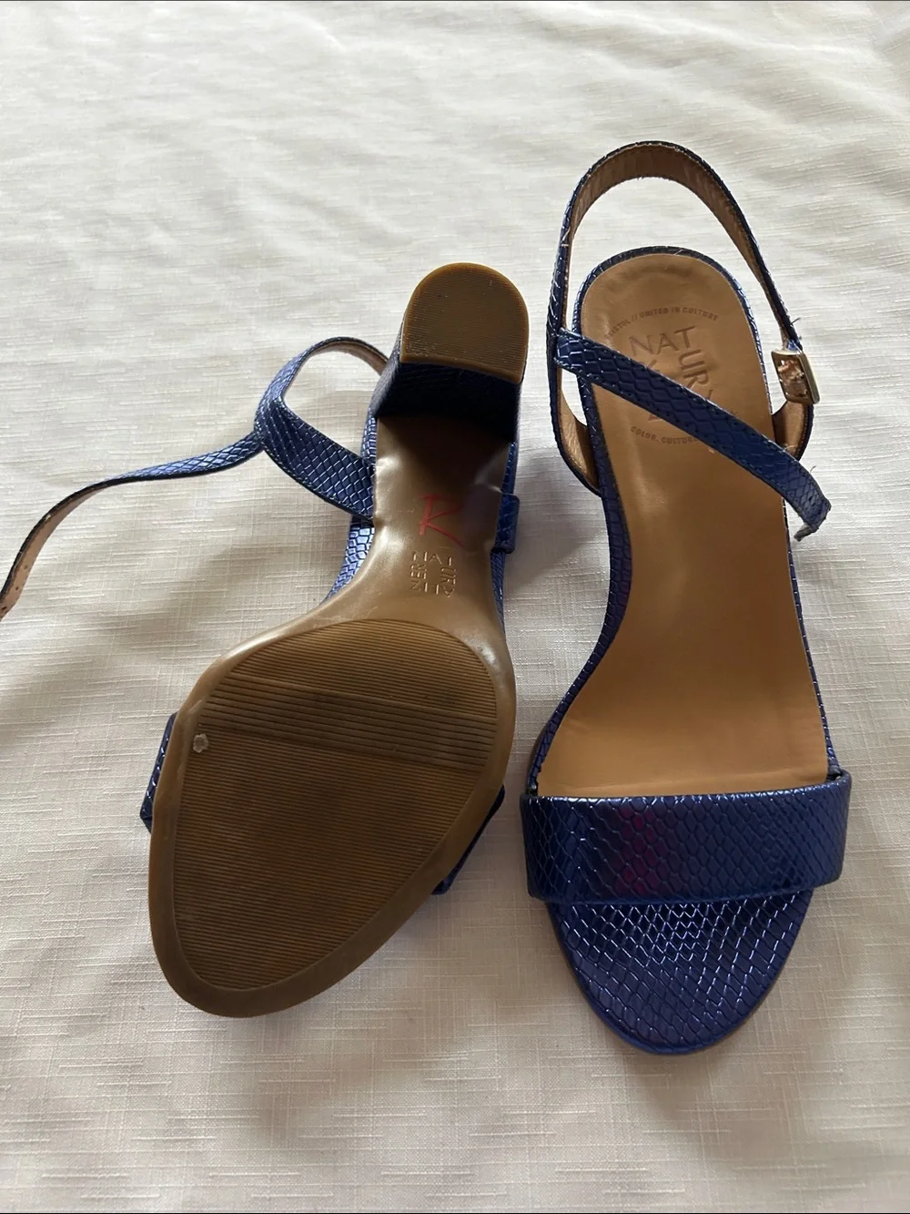 Naturalizer Navy Textured Slingback Heels